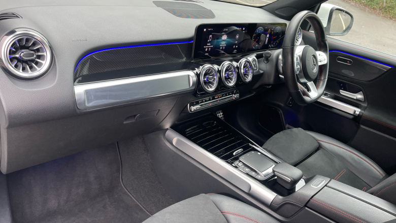 Mercedes-Benz GLB 220d 4Matic AMG Line Premium 5dr 8G-Tronic Diesel Estate